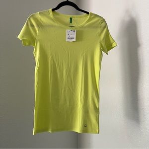 Neon green/yellow Benetton tee